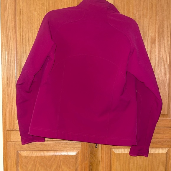 Patagonia Shell Jacket - Picture 2 of 3